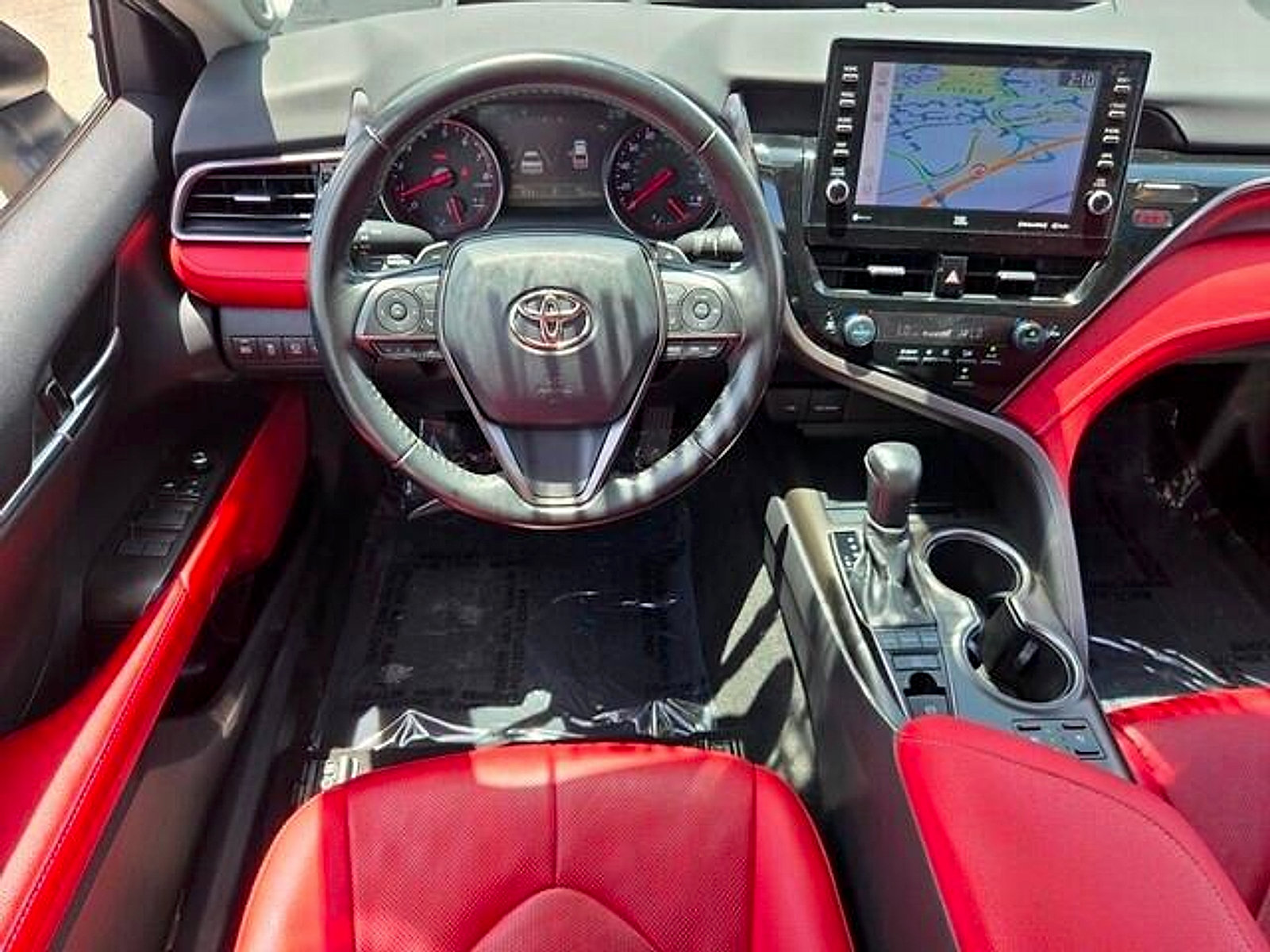 Used 2021 Toyota Camry XSE w/ Navigation Package FWD image 13