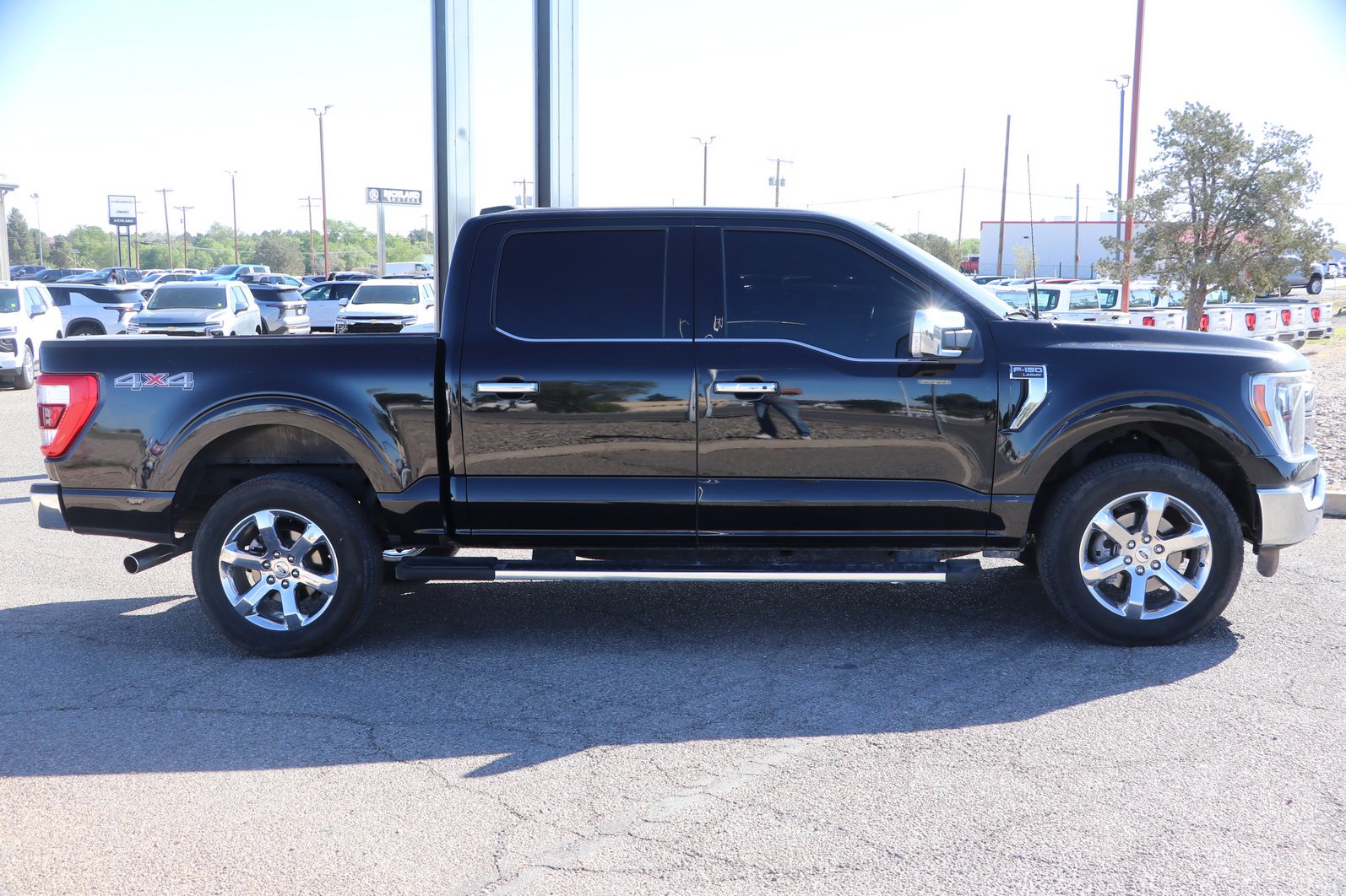 Used 2023 Ford F150 Lariat w/ Equipment Group 502A High AWD/4WD image 8