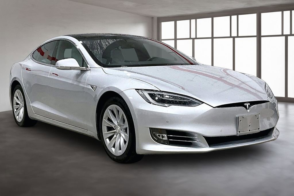 Used 2017 Tesla Model S 100D image 11