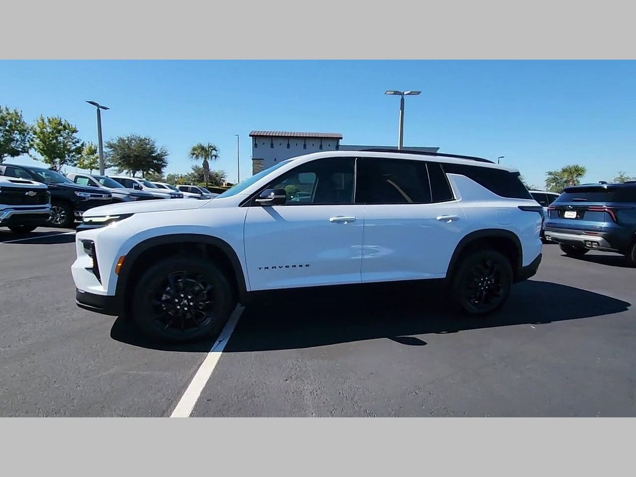 New 2026 Chevrolet Traverse LT w/ Midnight/Sport Edition image 19