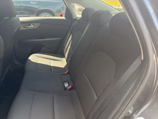 Used 2020 Kia Forte LXS FWD image 22