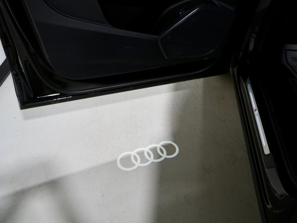 Used 2024 Audi Q5 2.0T Premium image 37