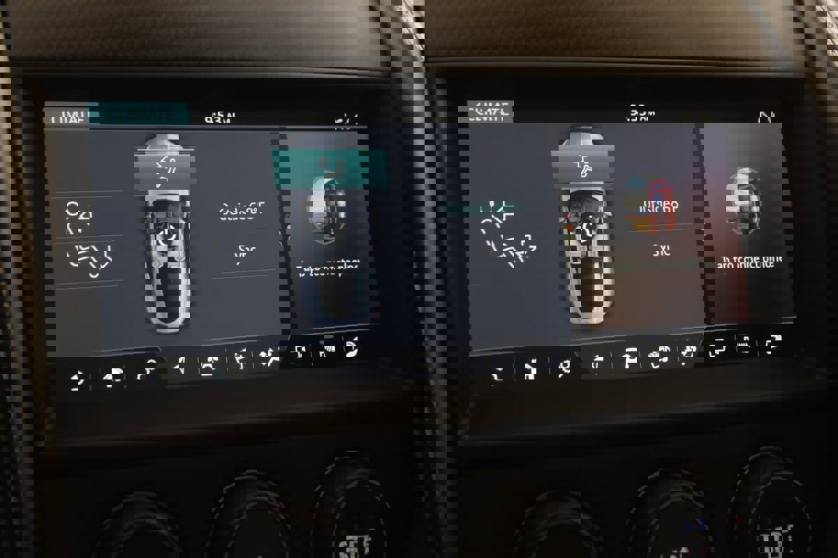 Used 2021 Jaguar F-TYPE R image 45