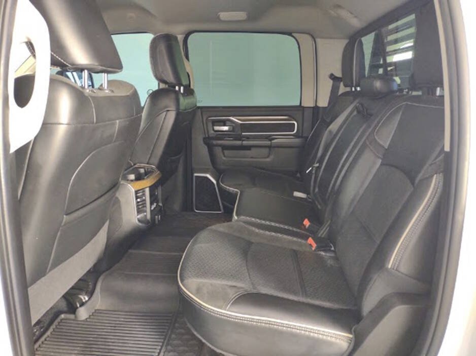 Used 2023 RAM 2500 Laramie AWD/4WD image 14
