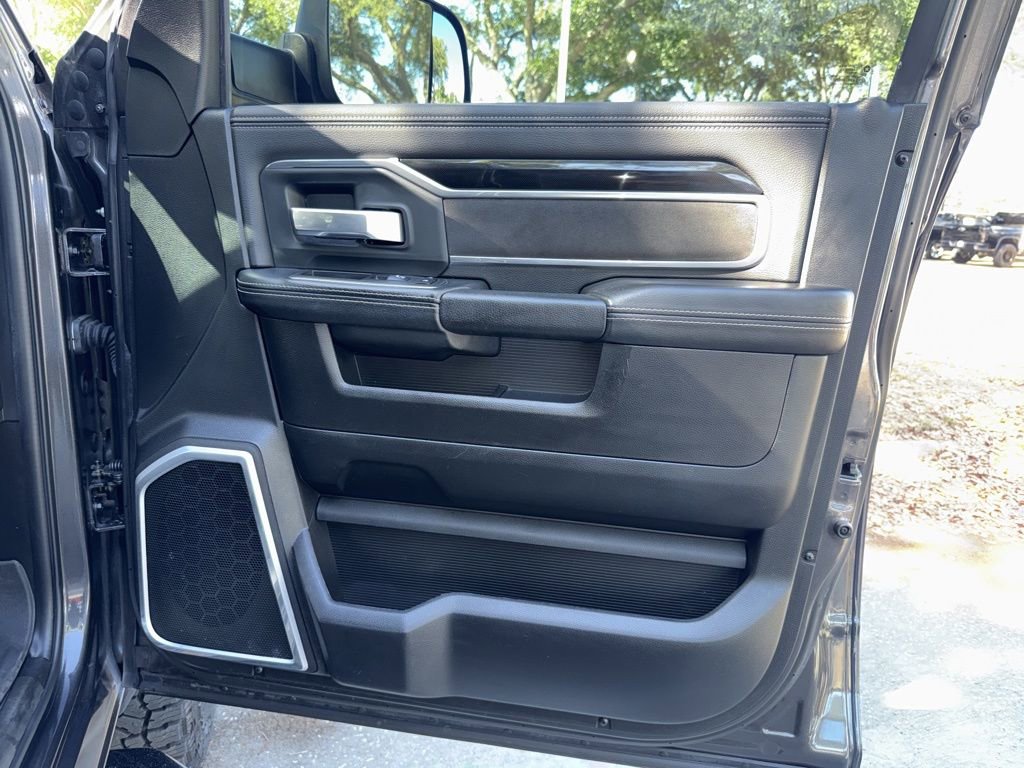 Used 2019 RAM 2500 Laramie w/ Night Edition image 23