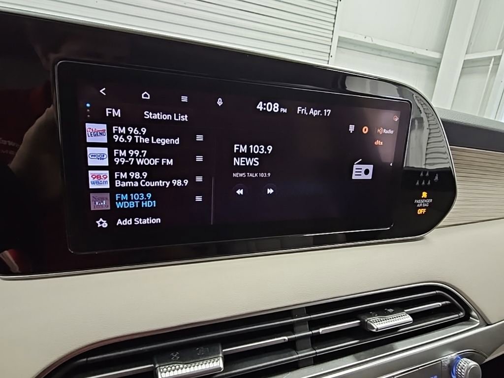 Used 2021 Hyundai Palisade SEL w/ Premium Package image 17