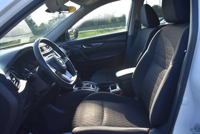 Used 2019 Nissan Rogue SV FWD image 23
