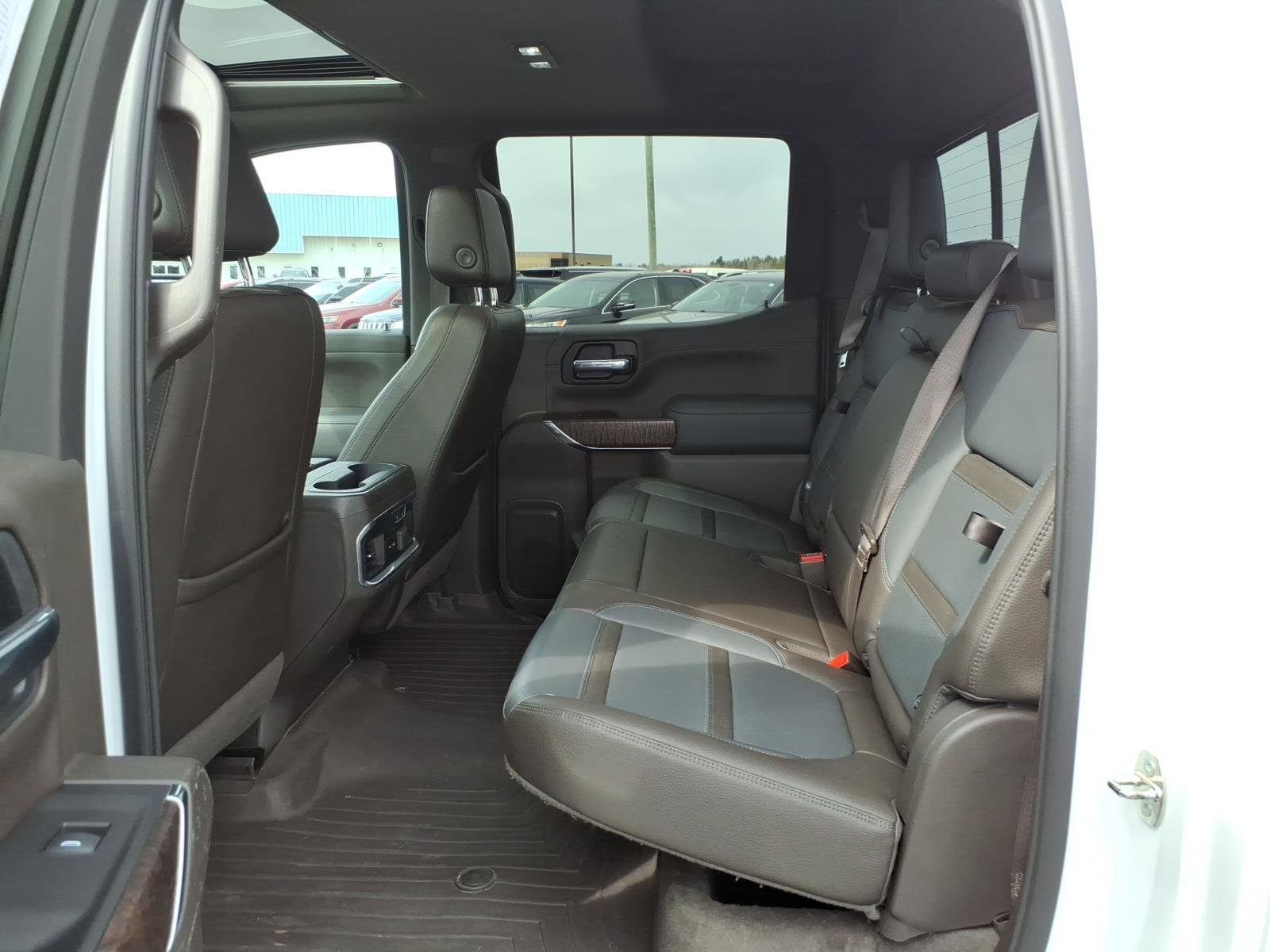 Used 2019 GMC Sierra 1500 Denali w/ Technology Package image 14