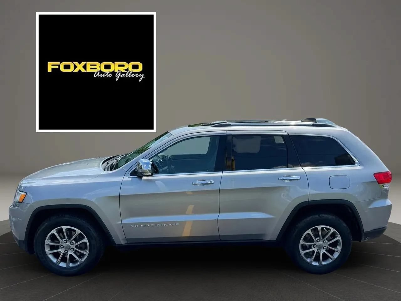 Used 2014 Jeep Grand Cherokee Limited w/ Luxury Group II AWD/4WD image 8