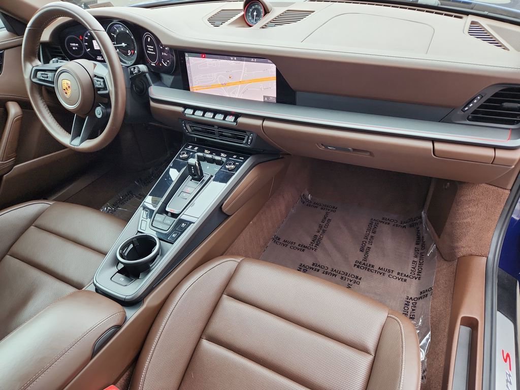 Used 2020 Porsche 911 image 23