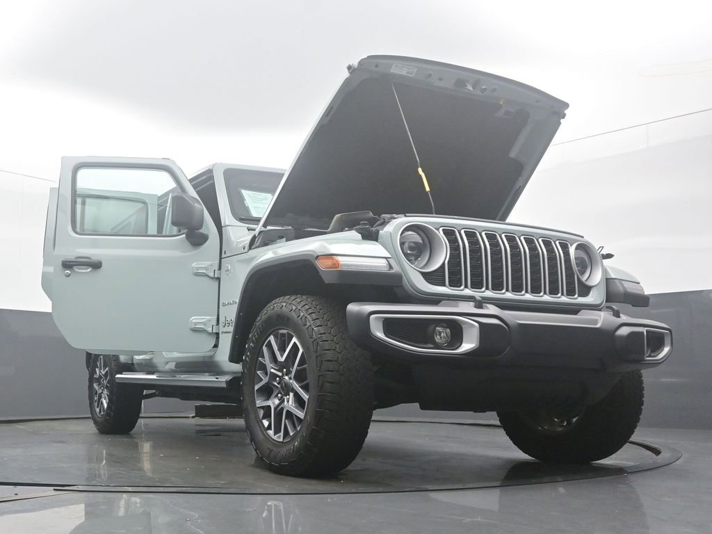 Used 2024 Jeep Wrangler Sahara image 58