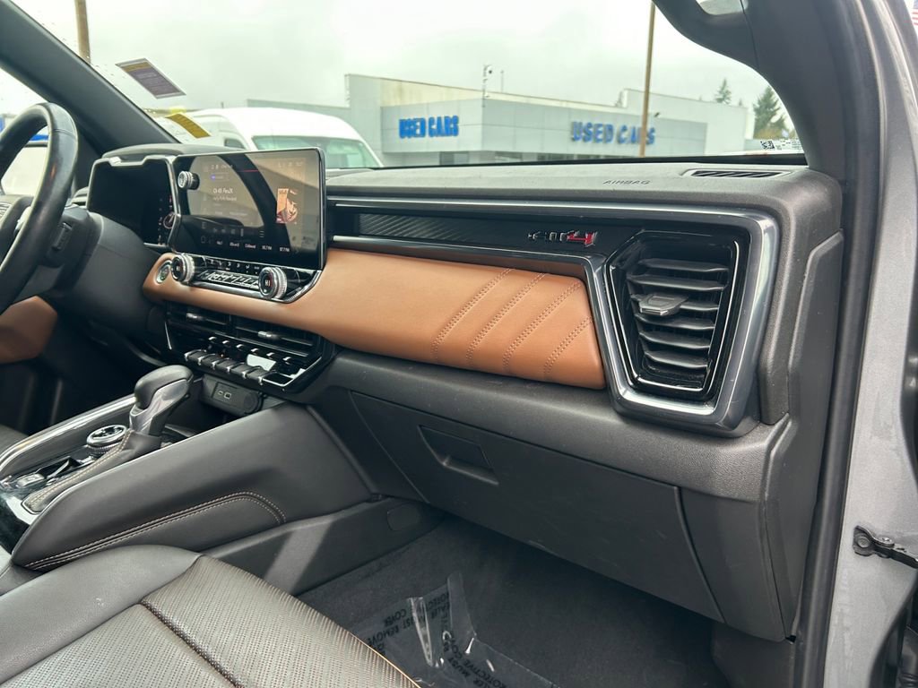 Used 2023 GMC Canyon AT4 w/ AT4 Premium Package image 26