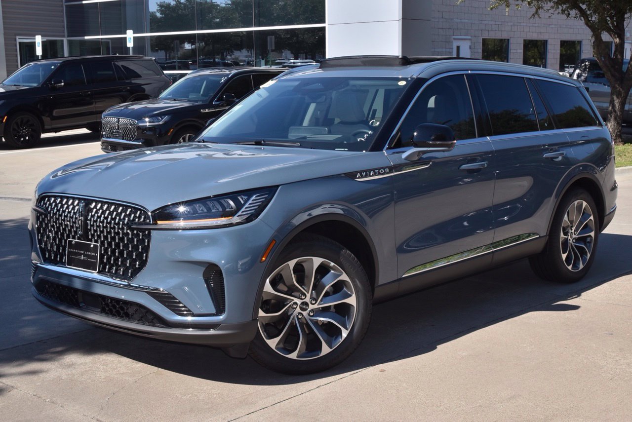 New 2026 Lincoln Aviator Reserve AWD/4WD image 12