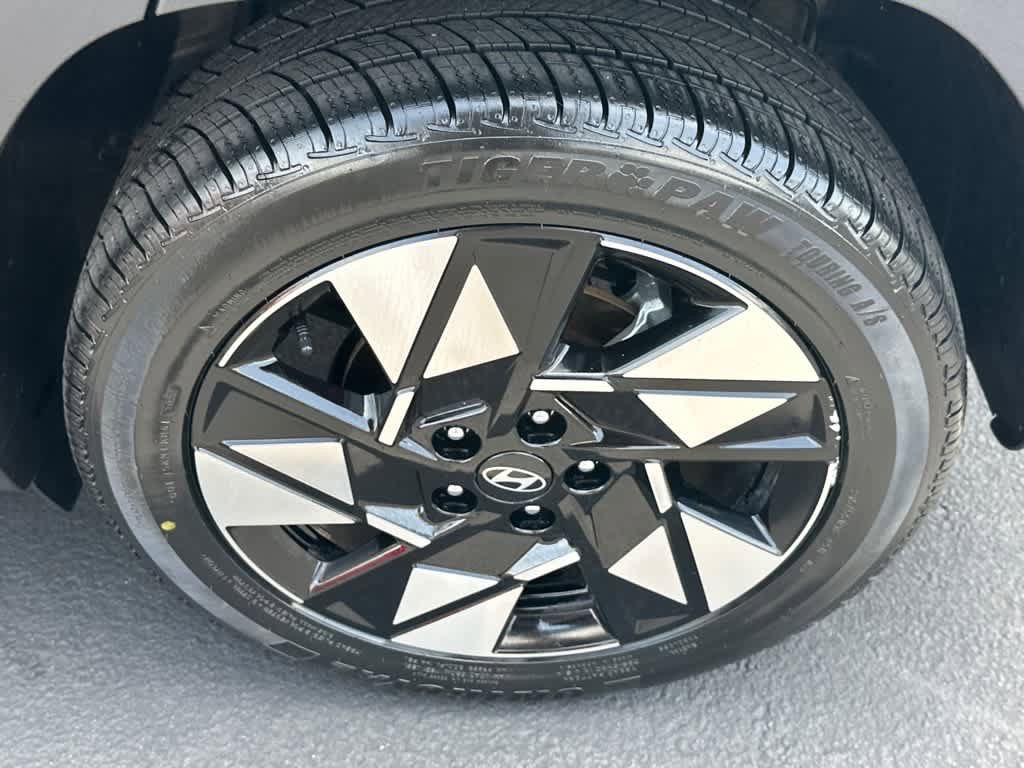 Used 2024 Hyundai Kona SEL FWD image 22