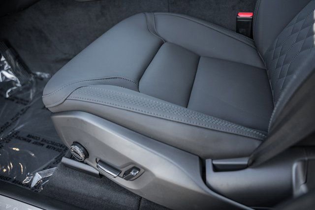 New 2026 Volvo XC60 B5 Plus w/ Climate Package image 36