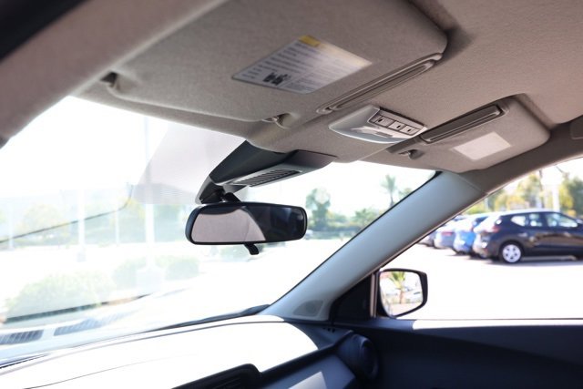 New 2025 Nissan Kicks Play S image 13