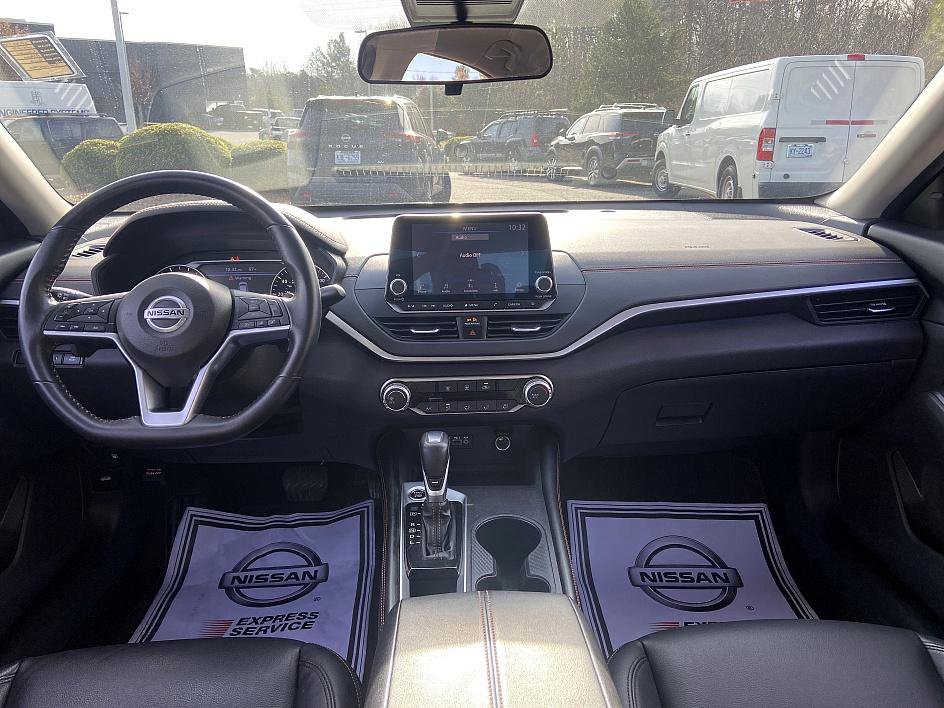 Certified 2022 Nissan Altima 2.5 SR image 16
