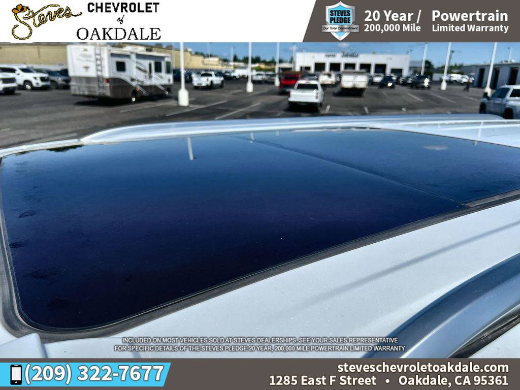 Certified 2026 Chevrolet Suburban Premier image 23