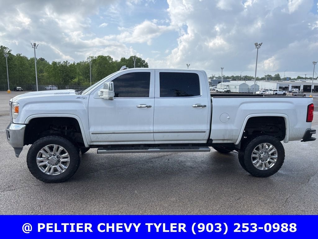 Used 2018 GMC Sierra 2500 SLT w/ Driver Alert Package image 4