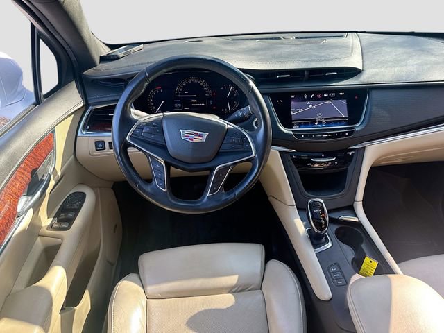 Used 2017 Cadillac XT5 Luxury w/ Driver Awareness Package image 25