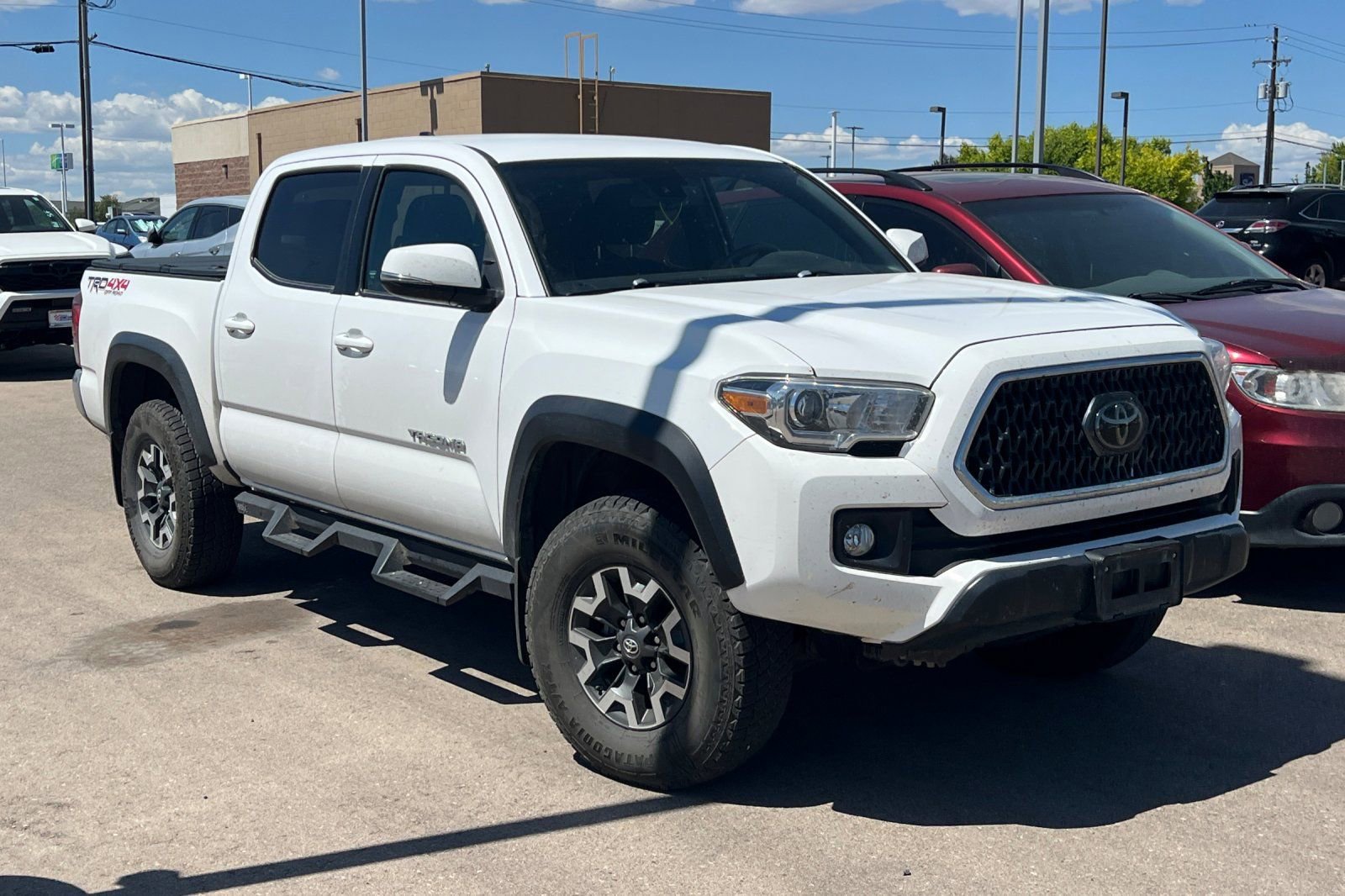 Certified 2018 Toyota Tacoma TRD Off-Road AWD/4WD image 2