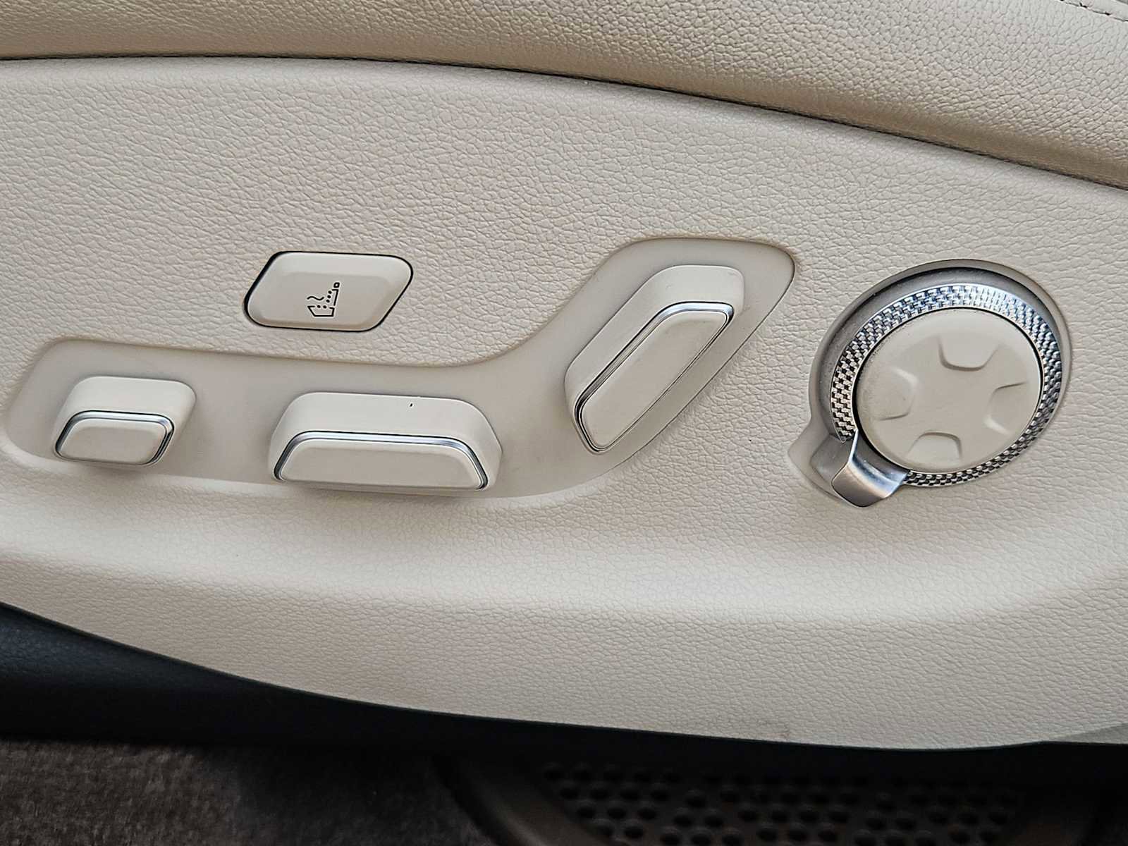 Used 2022 Genesis GV80 2.5T w/ Prestige Package 04 image 17