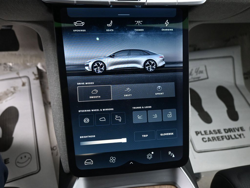 Used 2024 Lucid Air Touring image 14