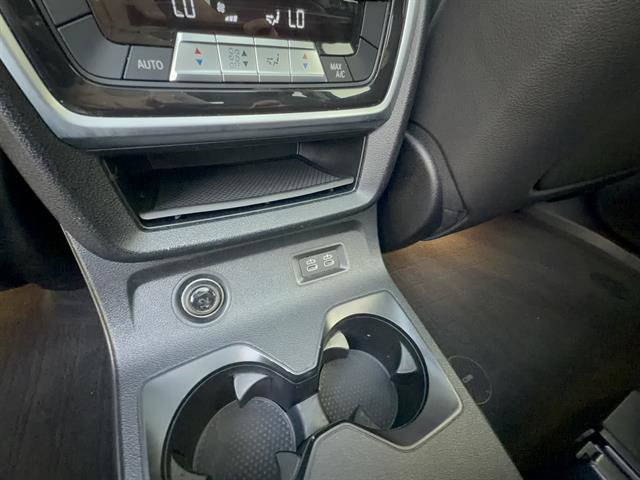 Used 2022 BMW X7 xDrive40i w/ Executive Package AWD/4WD image 34