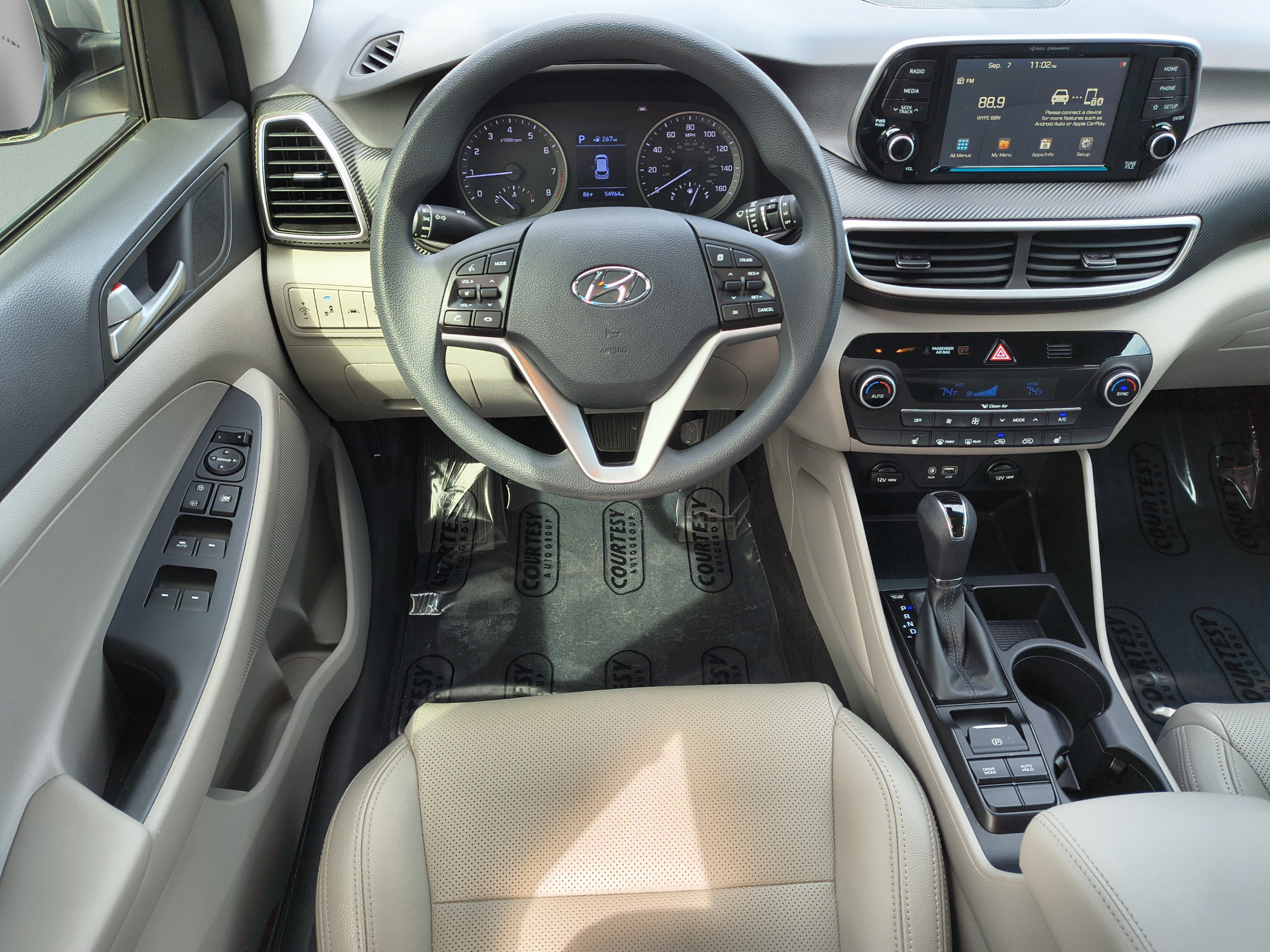 Used 2020 Hyundai Tucson SEL FWD image 11