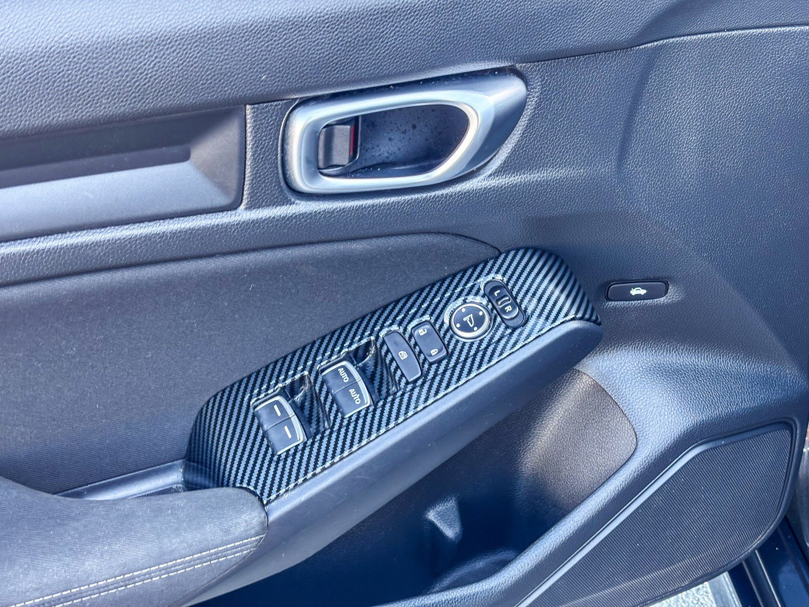 Used 2024 Honda Civic Sport image 28