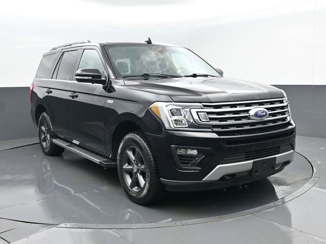 Used 2021 Ford Expedition XLT image 3
