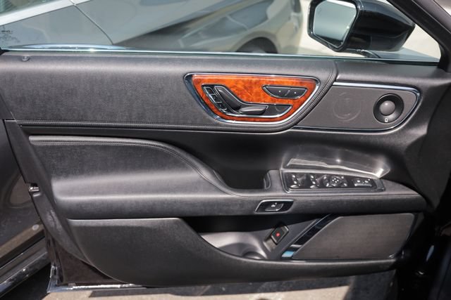 Used 2020 Lincoln Continental AWD w/ Premium Package image 71