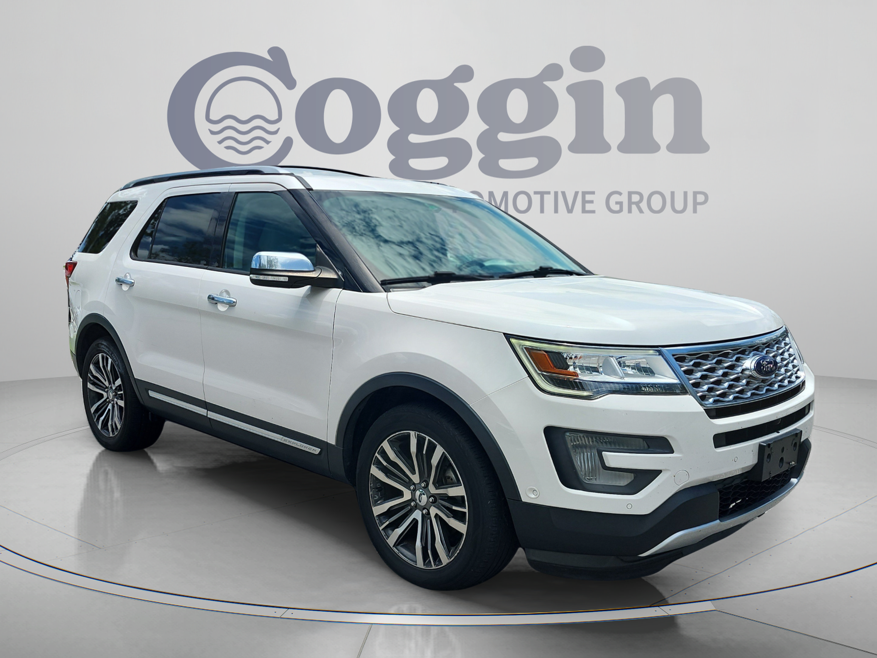 Used 2017 Ford Explorer Platinum AWD/4WD image 7