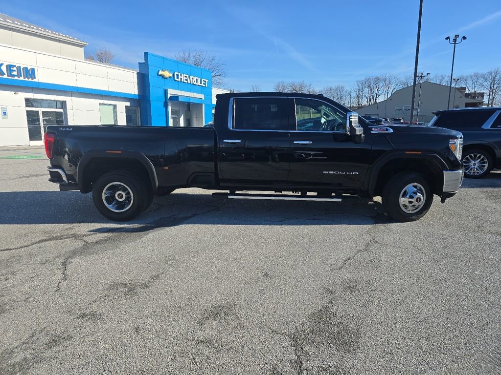 Used 2023 GMC Sierra 3500 SLT w/ SLT Convenience Package AWD/4WD image 12