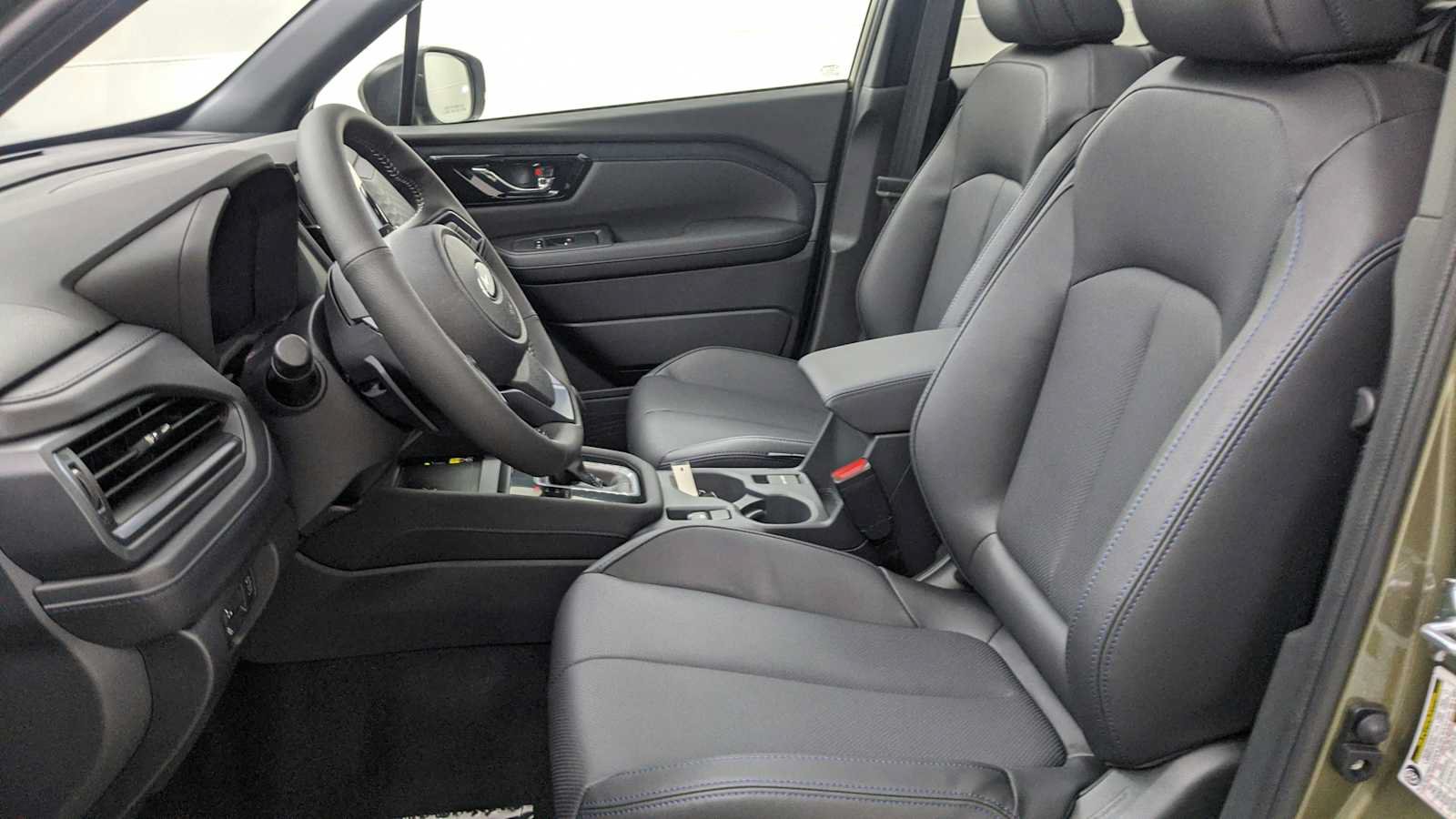 Certified 2025 Subaru Forester Limited w/ Popular Package #2 AWD/4WD image 12