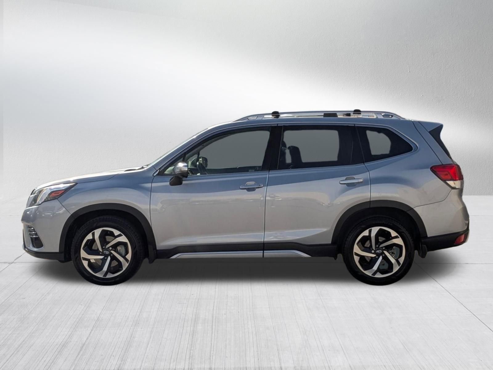 Used 2023 Subaru Forester Touring w/ Popular Package #2 AWD/4WD image 2