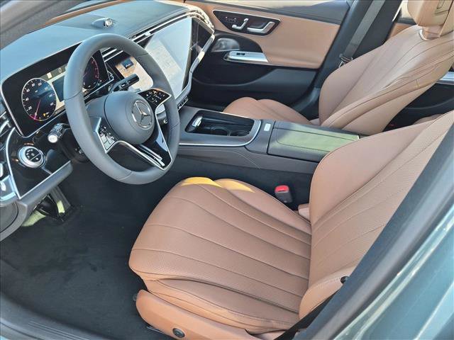 New 2026 Mercedes-Benz E 450 4MATIC Sedan image 4