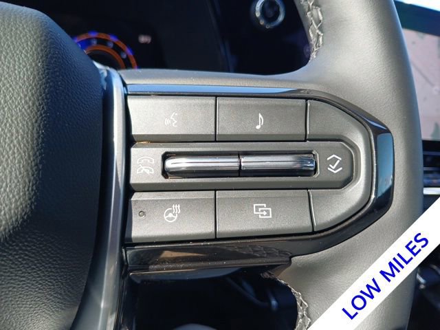 Used 2026 Chevrolet Colorado ZR2 w/ Technology Package image 24