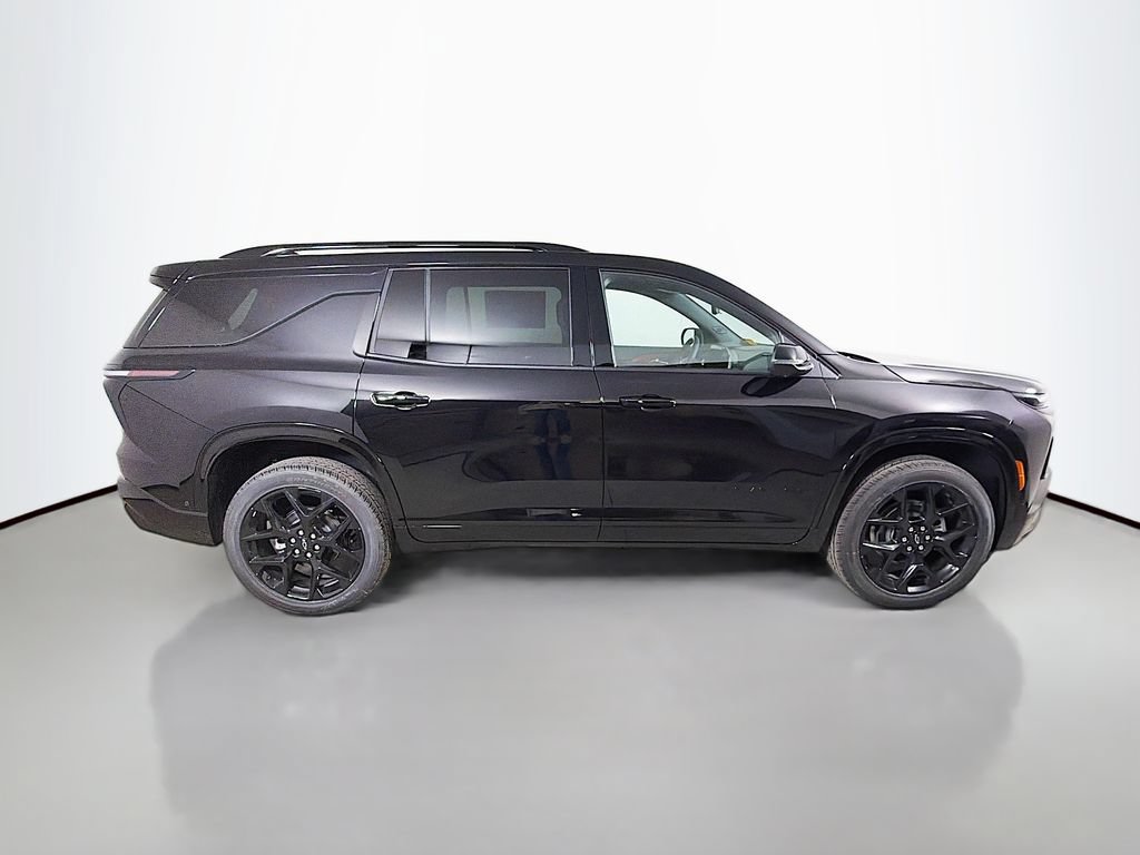 New 2026 Chevrolet Traverse RS w/ LPO, Floor Liner Package AWD/4WD image 4