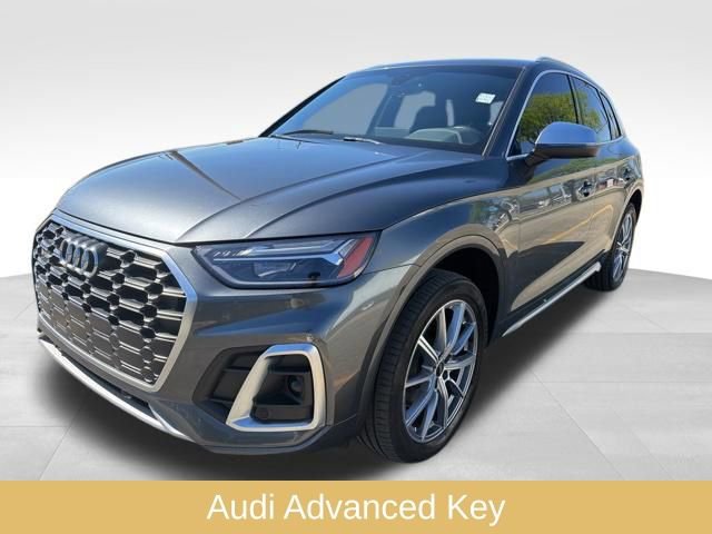 Used 2022 Audi SQ5 Premium w/ Convenience Package image 4