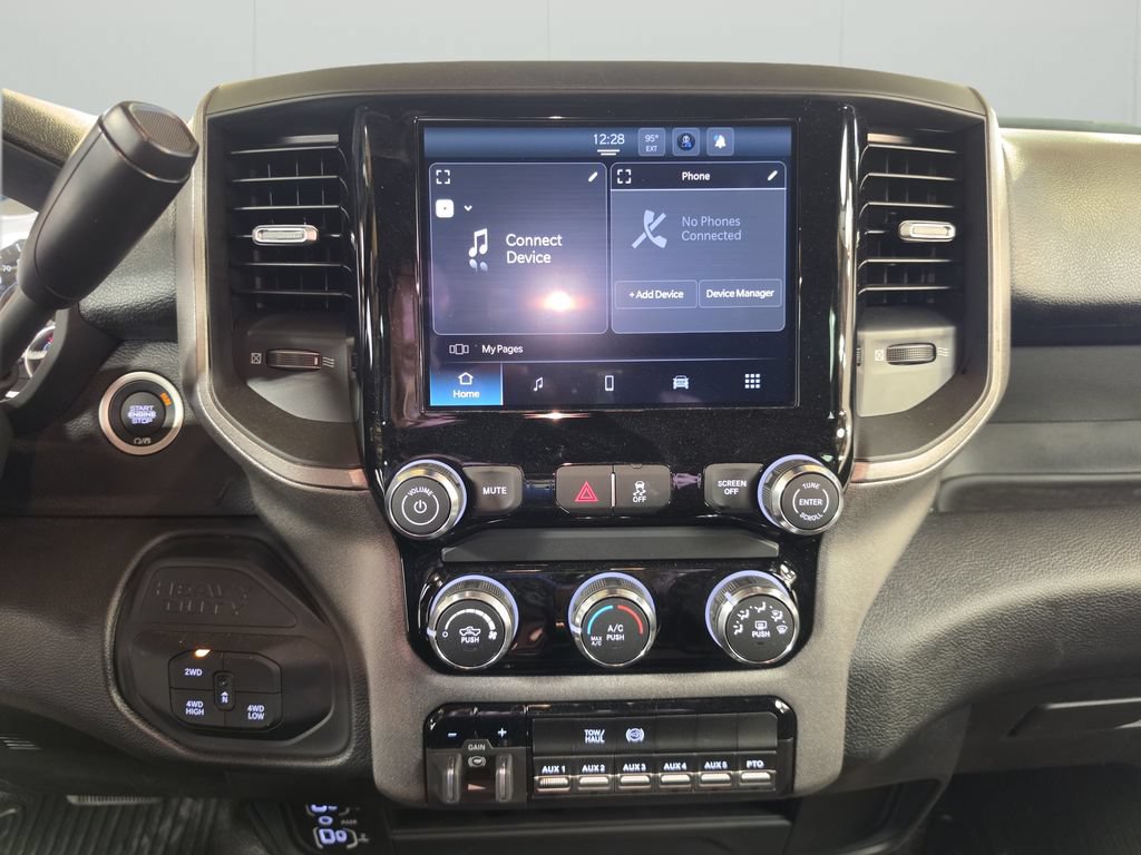 New 2026 RAM 5500 Tradesman w/ Chrome Appearance Group AWD/4WD image 17