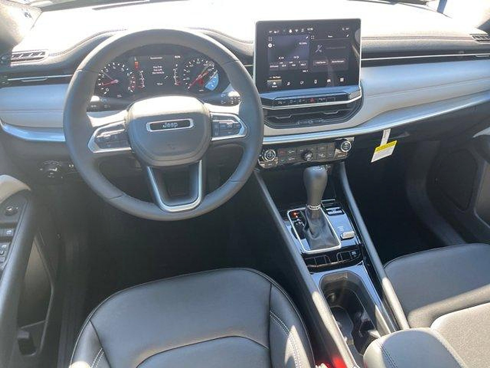 New 2026 Jeep Compass Limited image 13