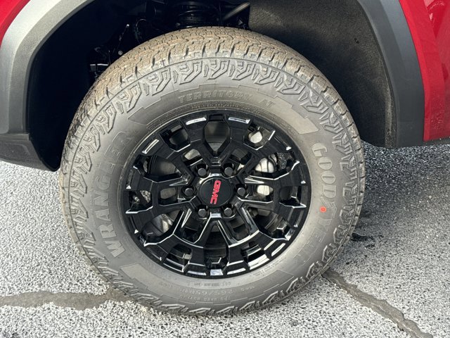 New 2026 GMC Canyon Elevation w/ Convenience Package image 15