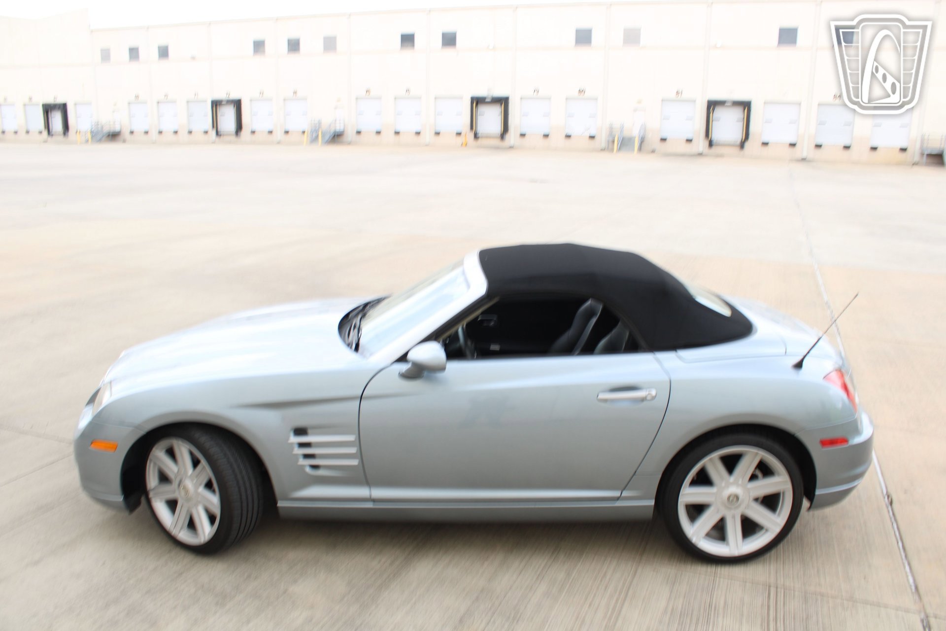 Used 2005 Chrysler Crossfire Limited image 12
