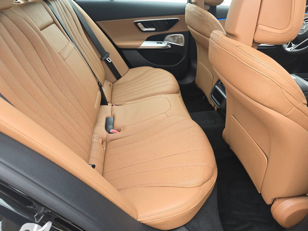 New 2026 Mercedes-Benz E 450 4MATIC Sedan image 21