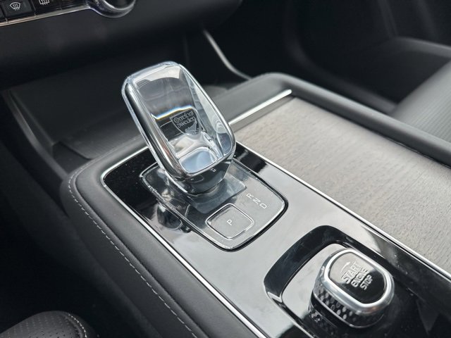 New 2026 Volvo XC90 B6 Ultra w/ Protection Package image 14