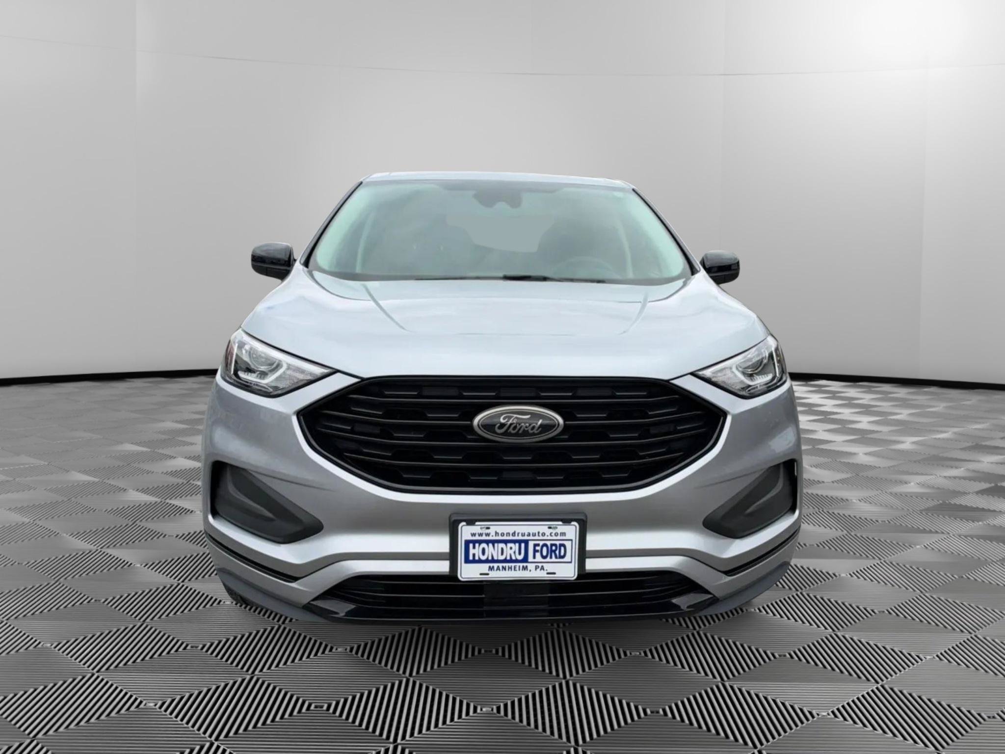 Used 2023 Ford Edge SE w/ Black Appearance Package AWD/4WD image 7