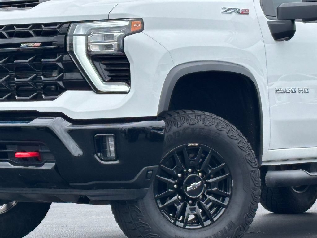Certified 2024 Chevrolet Silverado 2500 ZR2 w/ Technology Package AWD/4WD image 2