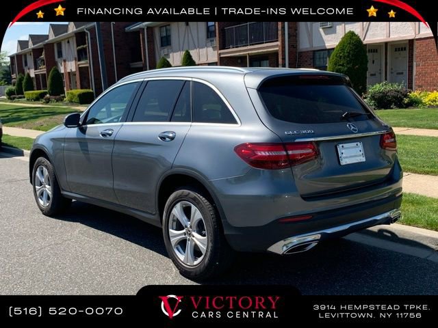 Used 2018 Mercedes-Benz GLC 300 4MATIC w/ Premium Package image 6
