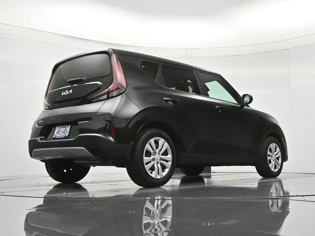 Used 2024 Kia Soul LX FWD image 40